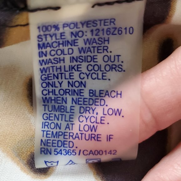 Peter Nygard Style #1216Z610 Animal Tiger Print Stud Detail Top NEW NWT Size XL - Picture 10 of 13